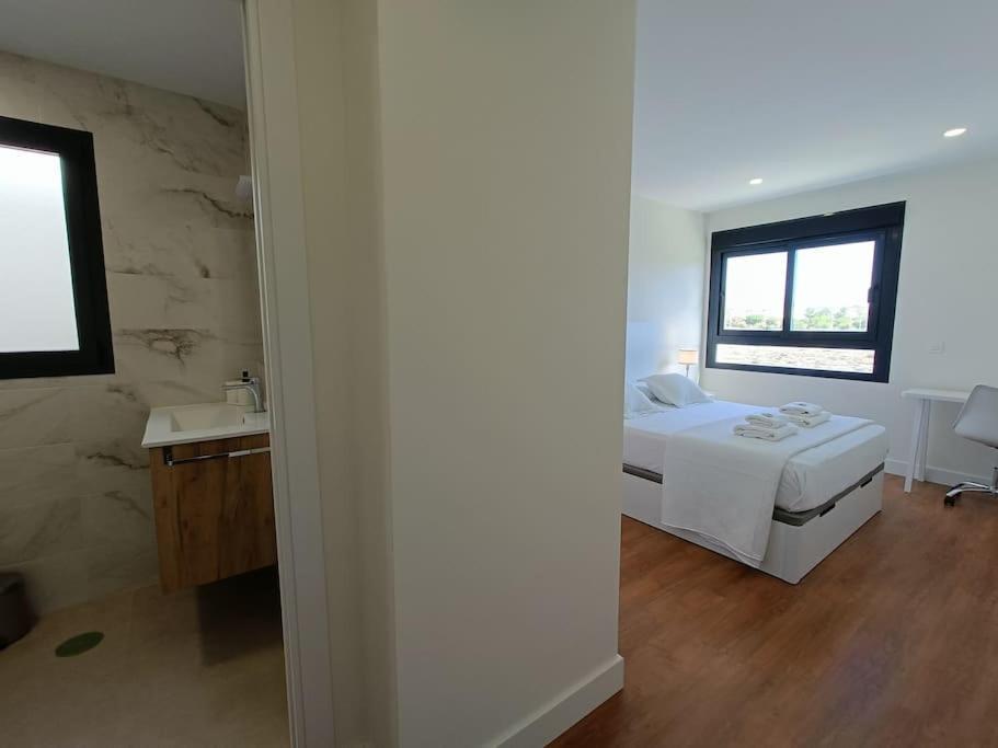 Nuevo Atico Toyo. Vistas Al Mar, Terraza, Solarium, Piscina, A/A, Wifi Y Garaje Apartment El Toyo Екстериор снимка