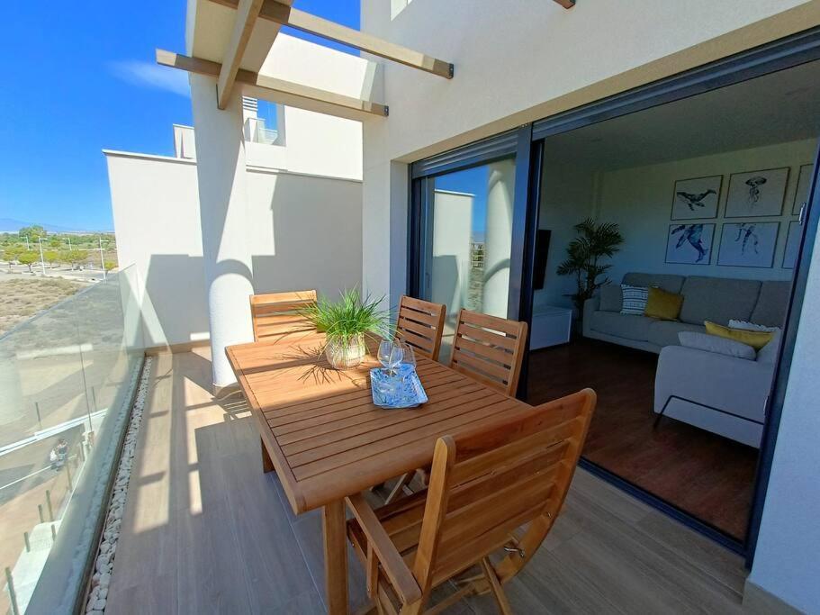 Nuevo Atico Toyo. Vistas Al Mar, Terraza, Solarium, Piscina, A/A, Wifi Y Garaje Apartment El Toyo Екстериор снимка